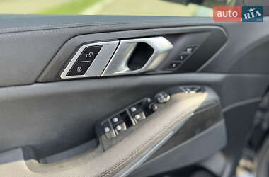 Внедорожник / Кроссовер BMW X5 2021 в 