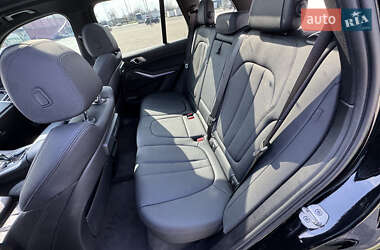 Внедорожник / Кроссовер BMW X5 2021 в 