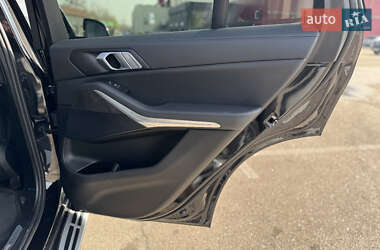 Внедорожник / Кроссовер BMW X5 2021 в 