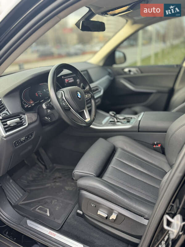 Внедорожник / Кроссовер BMW X5 2019 в Днепре фото 9 Внедорожник / Кроссовер BMW X5 2019 в Днепре