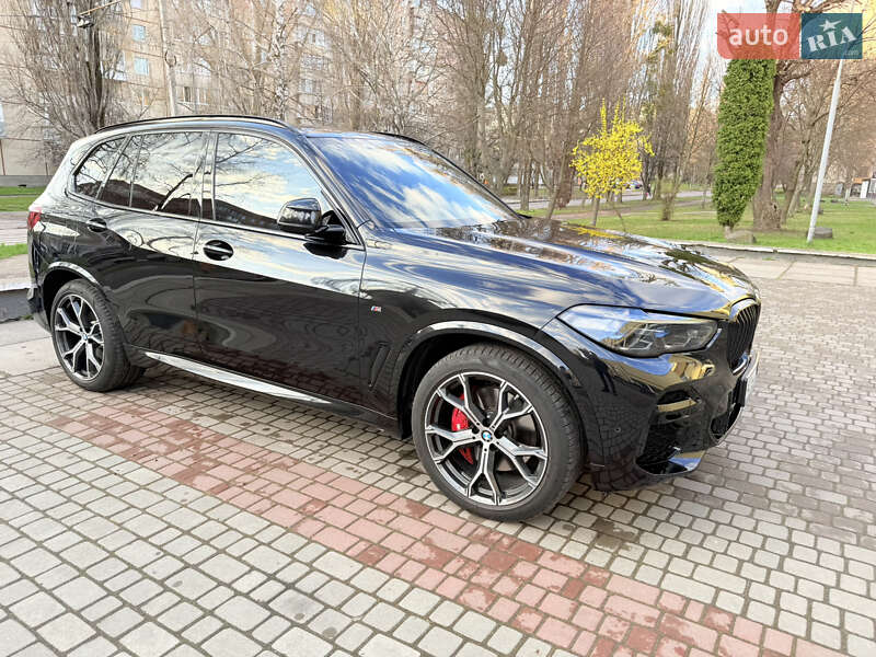 Позашляховик / Кросовер BMW X5 2022 в Луцьку
