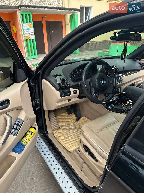 Позашляховик / Кросовер BMW X5 2004 в Кам'янському