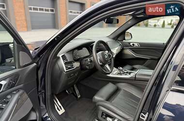 Позашляховик / Кросовер BMW X5 2019 в 