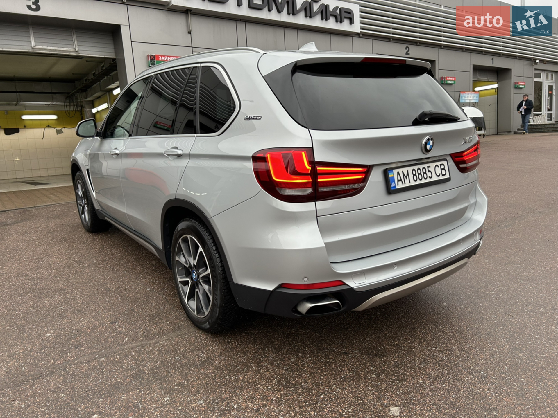 2017 BMW X5 - мініатюра 4