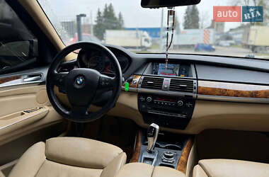 Внедорожник / Кроссовер BMW X5 2011 в 