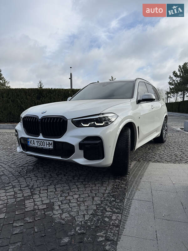 Внедорожник / Кроссовер BMW X5 2022 в Днепре