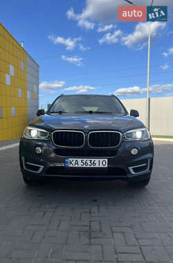 Внедорожник / Кроссовер BMW X5 2015 в 