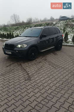 Позашляховик / Кросовер BMW X5 2011 в 