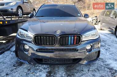Позашляховик / Кросовер BMW X5 2016 в 