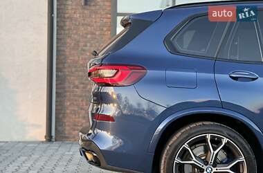 Позашляховик / Кросовер BMW X5 2019 в 