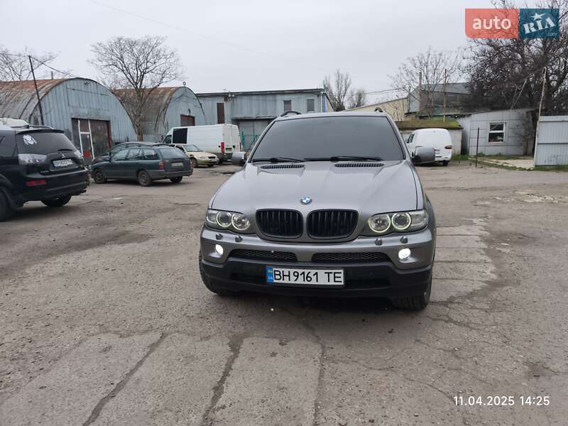 Внедорожник / Кроссовер BMW X5 2004 в 