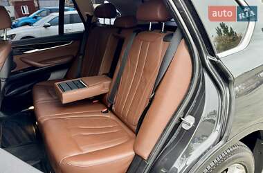 Внедорожник / Кроссовер BMW X5 2015 в 