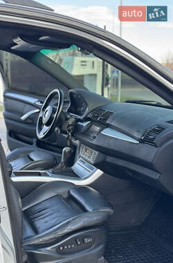 Позашляховик / Кросовер BMW X5 2003 в 