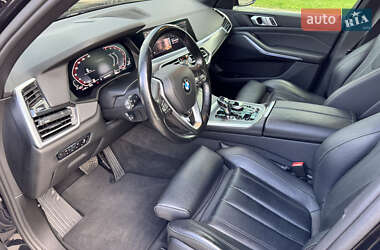 Позашляховик / Кросовер BMW X5 2018 в 