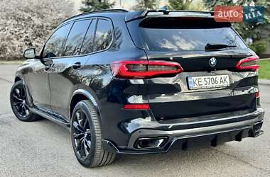 Позашляховик / Кросовер BMW X5 2018 в 