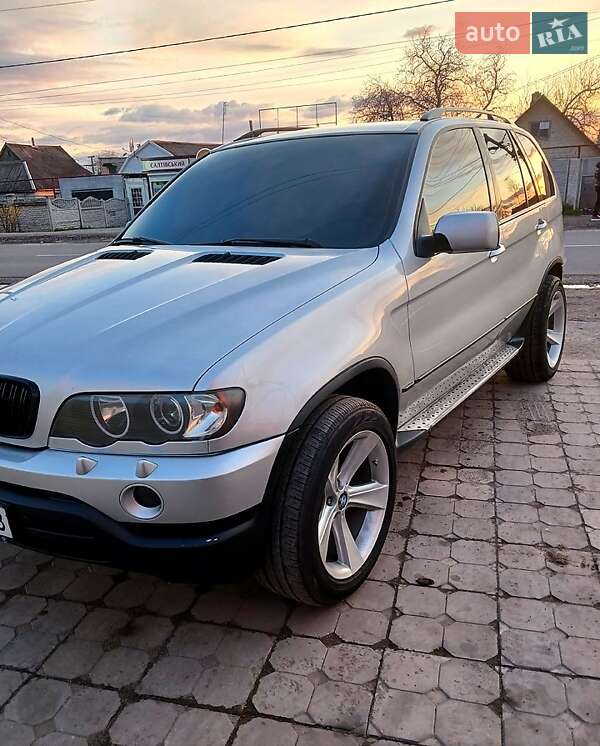 Внедорожник / Кроссовер BMW X5 2002 в 