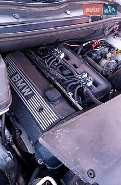 Внедорожник / Кроссовер BMW X5 2002 в 