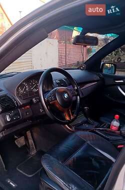 Внедорожник / Кроссовер BMW X5 2002 в 