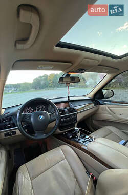Внедорожник / Кроссовер BMW X5 2008 в 