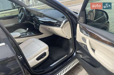 Позашляховик / Кросовер BMW X5 2016 в 
