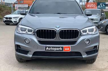 Позашляховик / Кросовер BMW X5 2015 в 