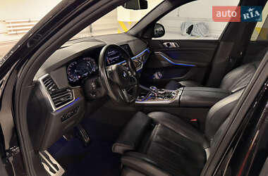 Позашляховик / Кросовер BMW X5 2019 в 