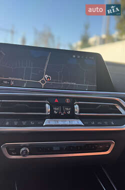 Внедорожник / Кроссовер BMW X5 2018 в 