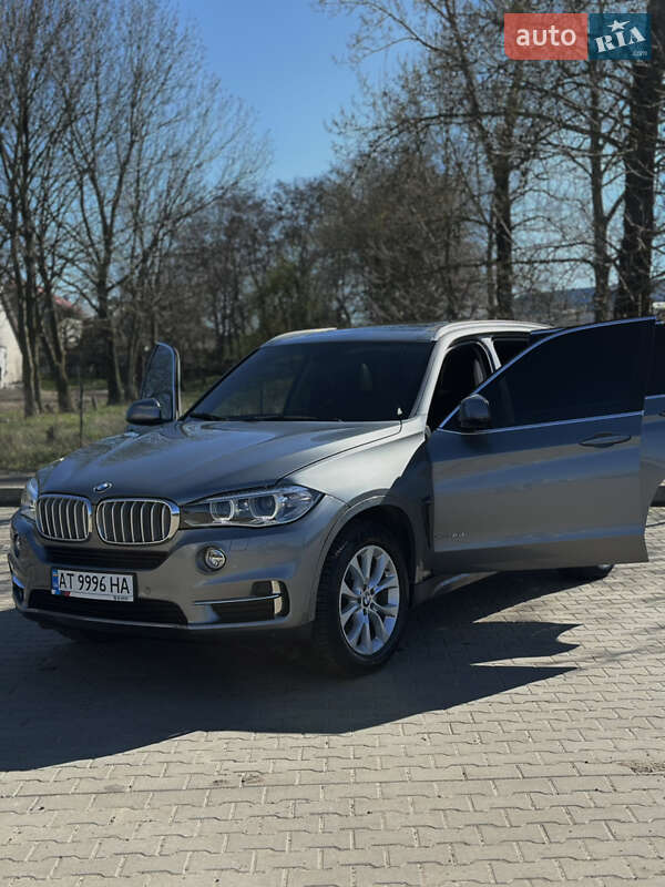 Внедорожник / Кроссовер BMW X5 2013 в 
