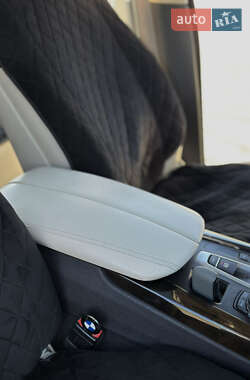 Внедорожник / Кроссовер BMW X5 2013 в 