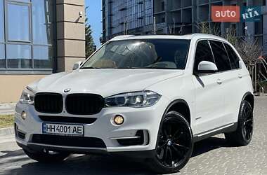 Позашляховик / Кросовер BMW X5 2016 в 