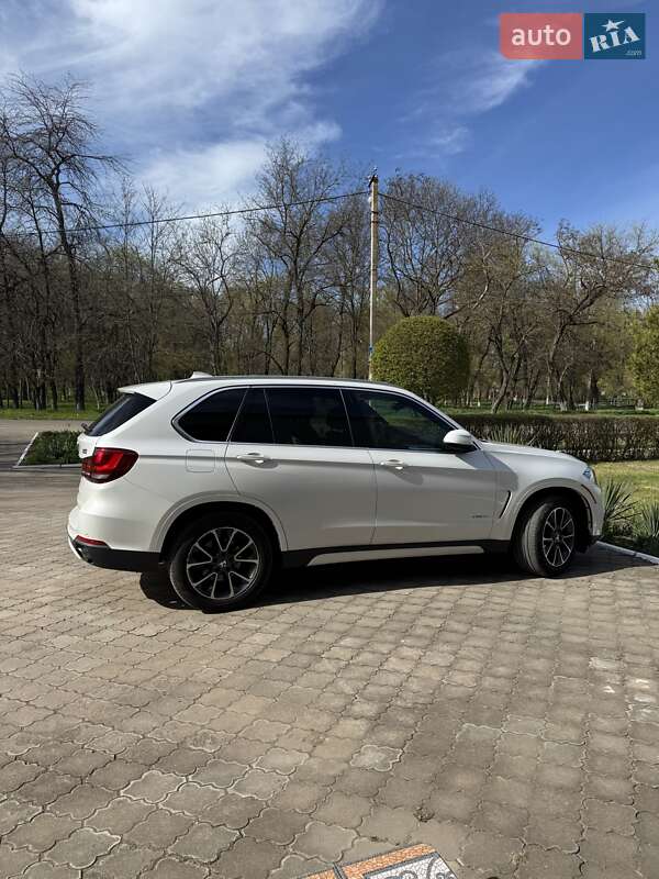Внедорожник / Кроссовер BMW X5 2016 в Одессе