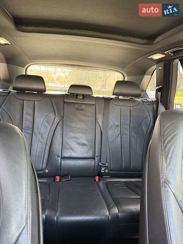 Внедорожник / Кроссовер BMW X5 2016 в Одессе