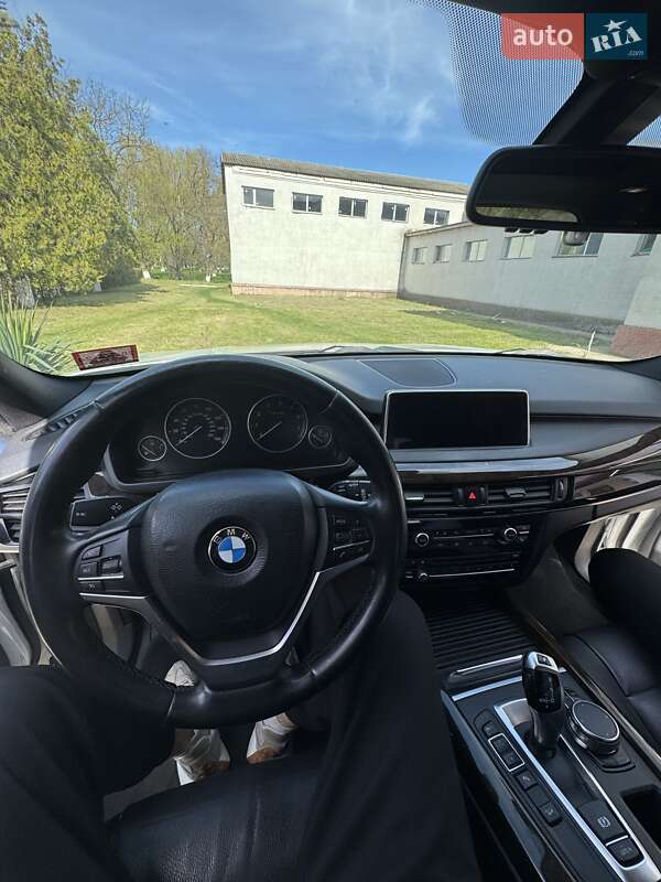 Внедорожник / Кроссовер BMW X5 2016 в Одессе