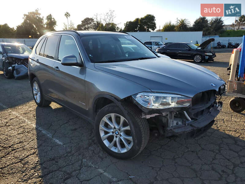 Внедорожник / Кроссовер BMW X5 2015 в 