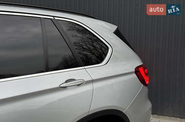 Позашляховик / Кросовер BMW X5 2014 в 