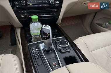 Позашляховик / Кросовер BMW X5 2014 в 