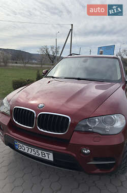 Позашляховик / Кросовер BMW X5 2011 в 