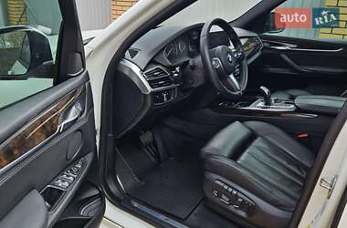Внедорожник / Кроссовер BMW X5 2015 в 