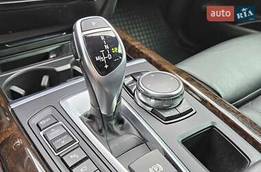Внедорожник / Кроссовер BMW X5 2015 в 