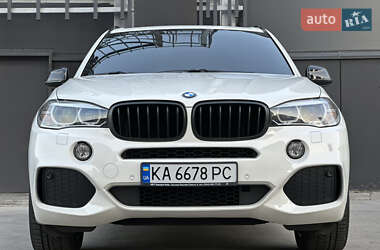 Внедорожник / Кроссовер BMW X5 2016 в 