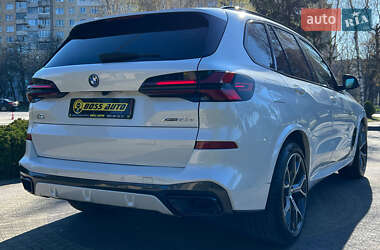 Внедорожник / Кроссовер BMW X5 2024 в 