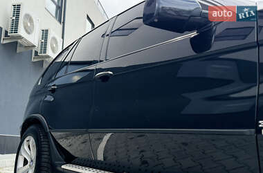 Позашляховик / Кросовер BMW X5 2006 в 