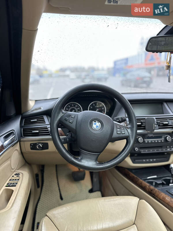 Позашляховик / Кросовер BMW X5 2007 в Шептицькому