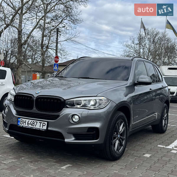 Внедорожник / Кроссовер BMW X5 2015 в 