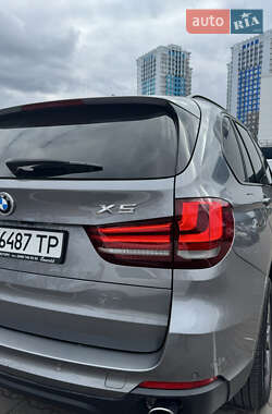 Внедорожник / Кроссовер BMW X5 2015 в 