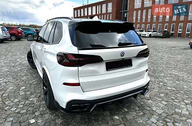Внедорожник / Кроссовер BMW X5 2019 в 