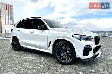 Внедорожник / Кроссовер BMW X5 2019 в 