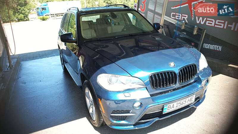Внедорожник / Кроссовер BMW X5 2013 в 