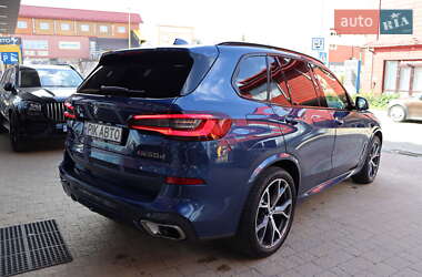 Внедорожник / Кроссовер BMW X5 2020 в 