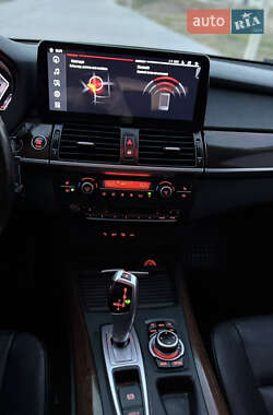 Внедорожник / Кроссовер BMW X5 2010 в 